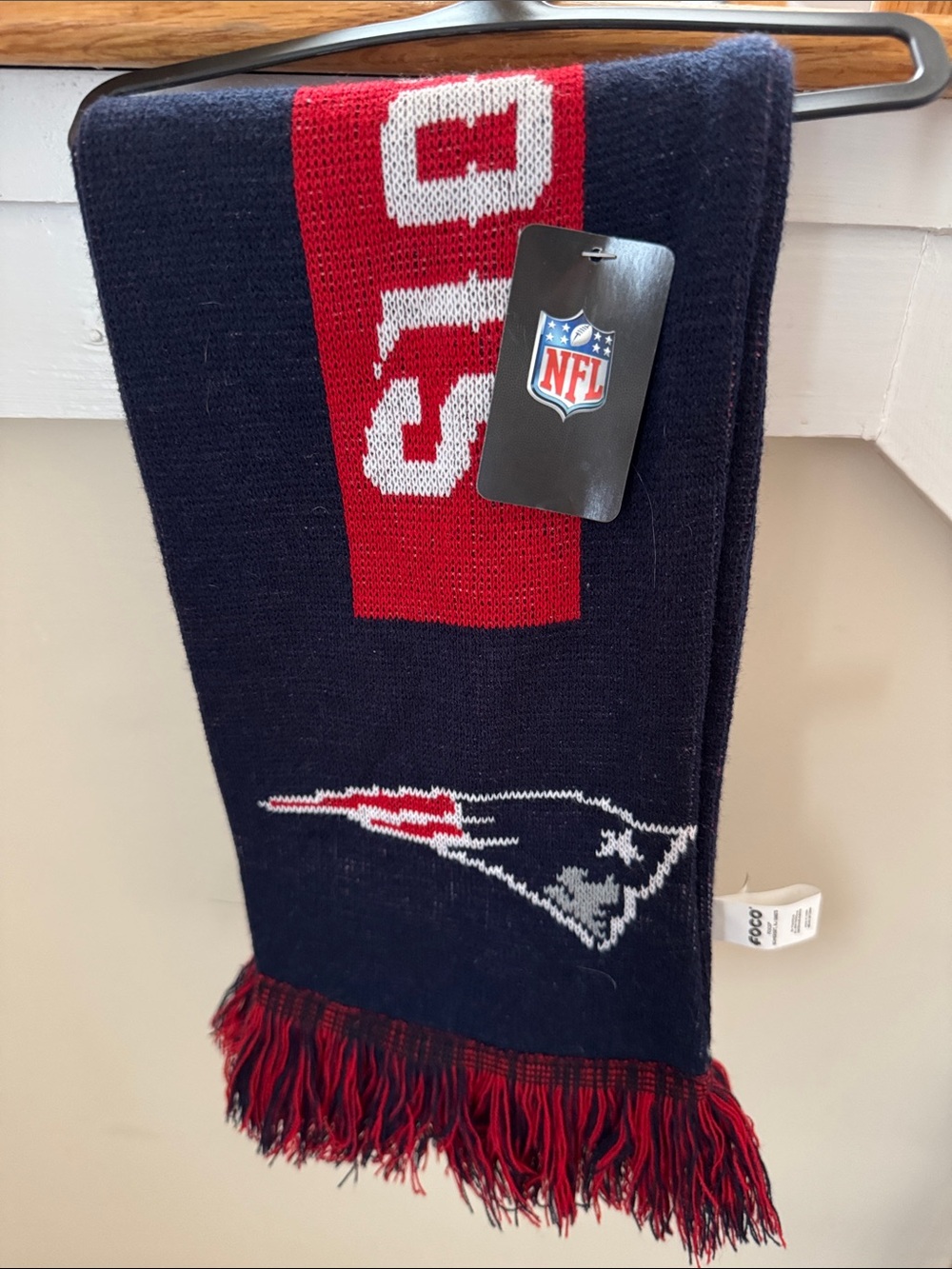 NFL New England Patriots Navy & Red Knit Scarf with Team Logo